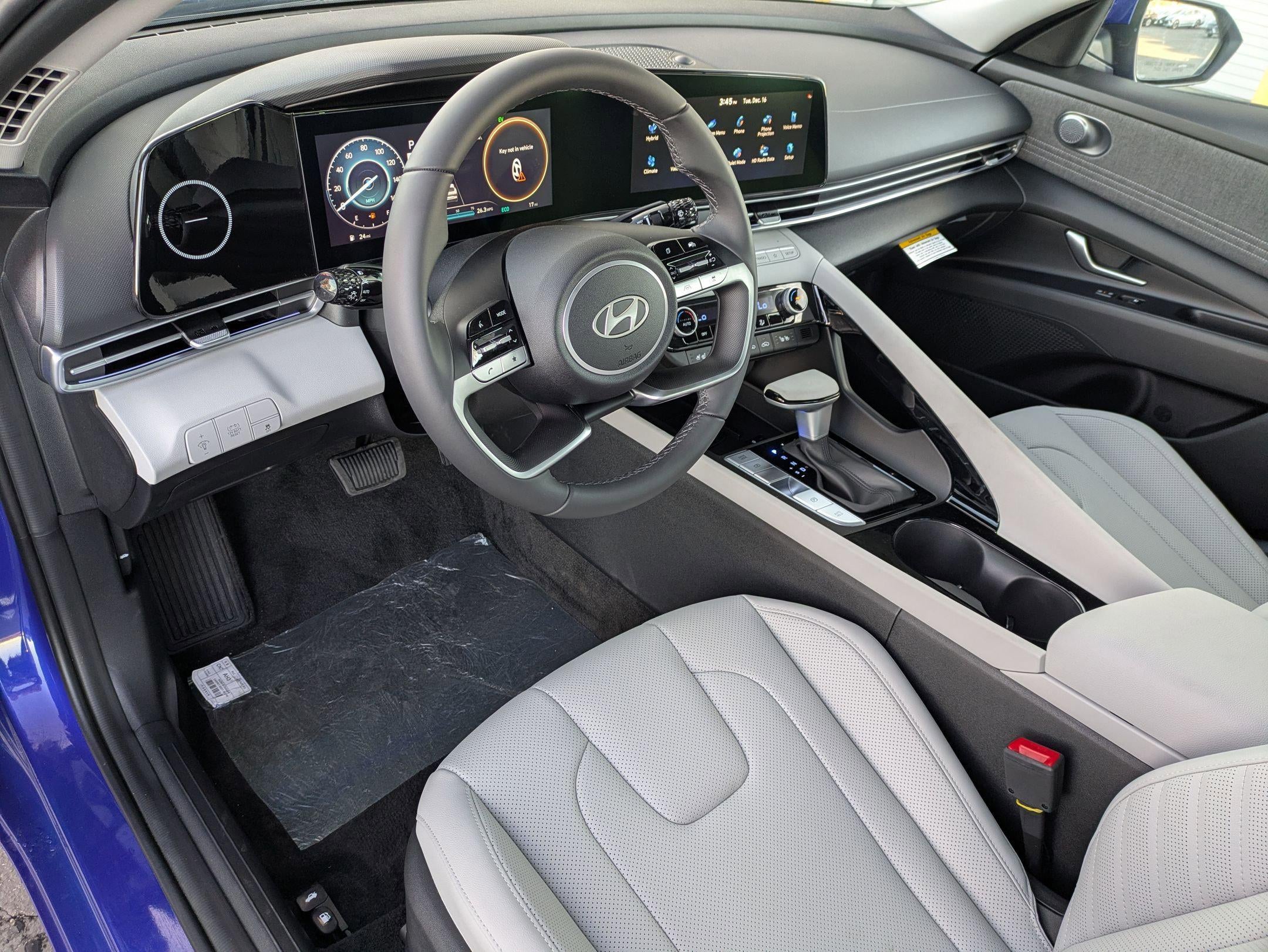 2025 Hyundai ELANTRA HYBRID Limited