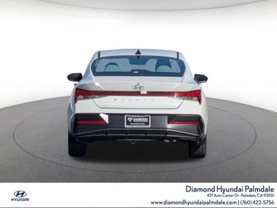 2025 Hyundai ELANTRA Limited