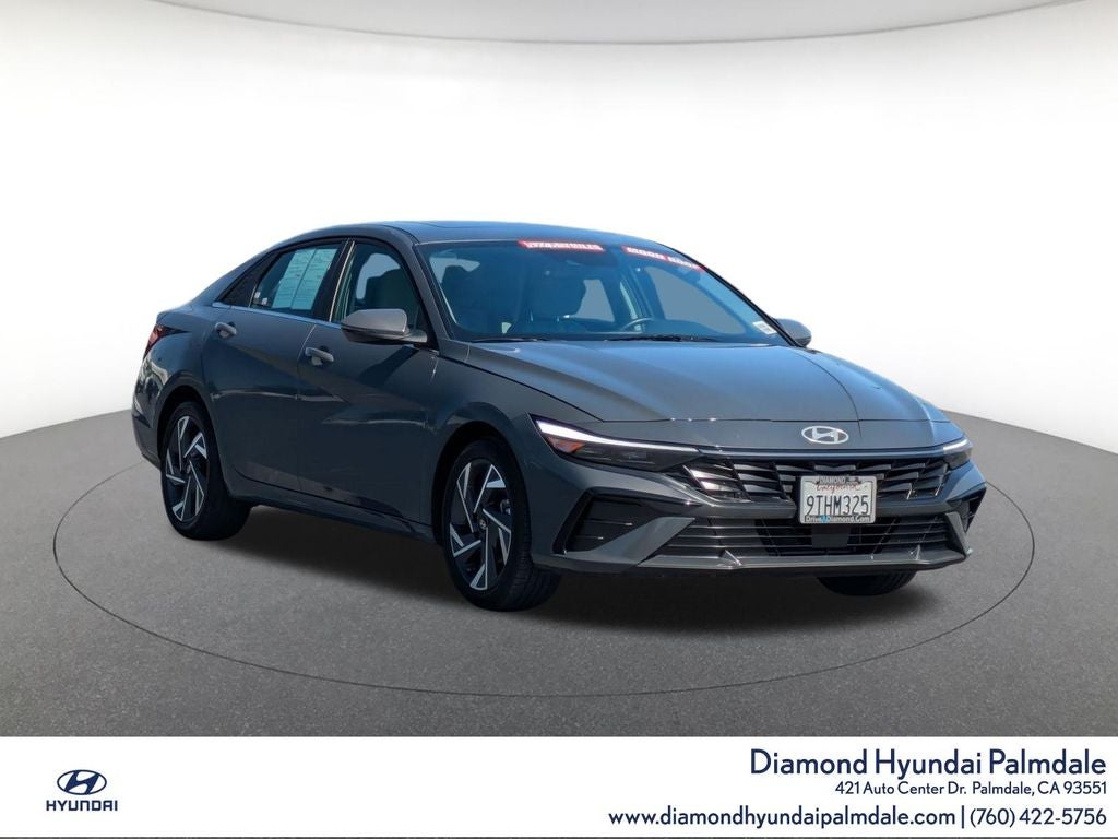 2025 Hyundai Elantra 2.0 Limited IVT's photo
