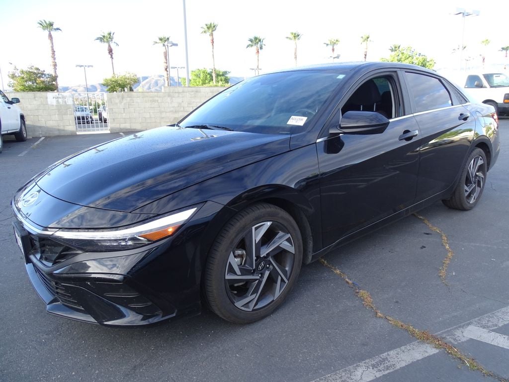 2024 Hyundai ELANTRA SEL