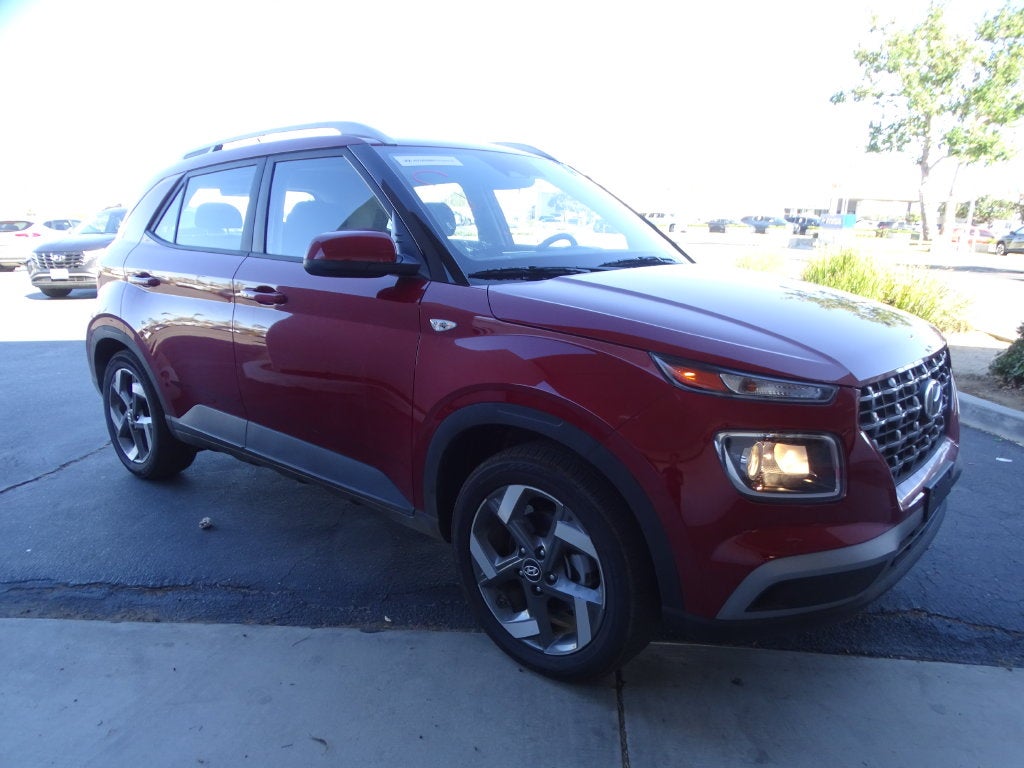 2024 Hyundai VENUE SEL
