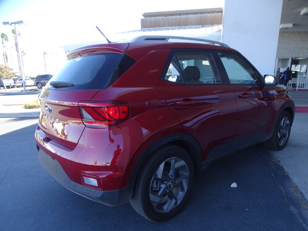 2024 Hyundai VENUE SEL