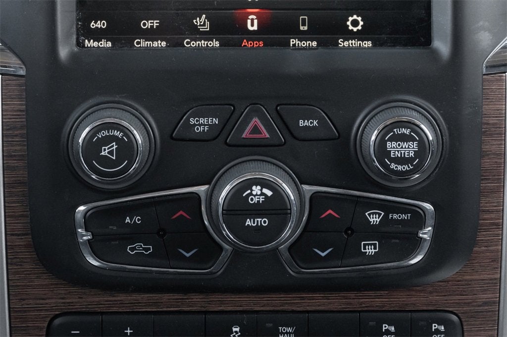 2019 RAM 1500 Classic Laramie