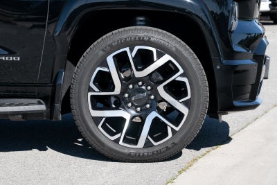 2024 Chevrolet Silverado EV RST