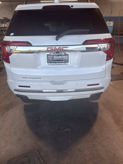 2023 GMC Acadia Denali