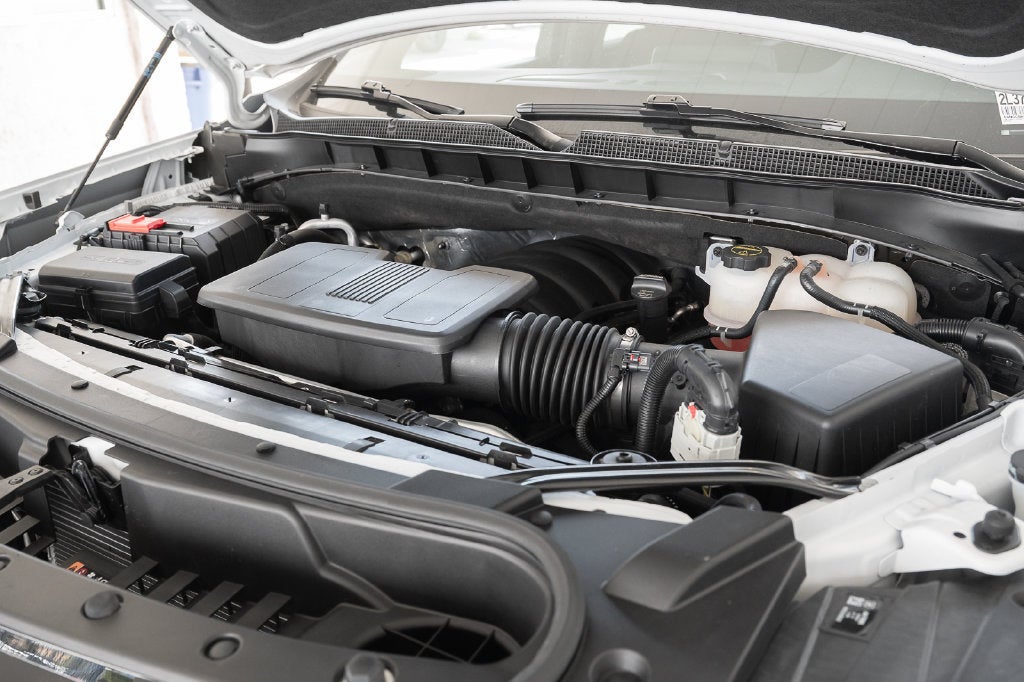 2024 Chevrolet Suburban LS
