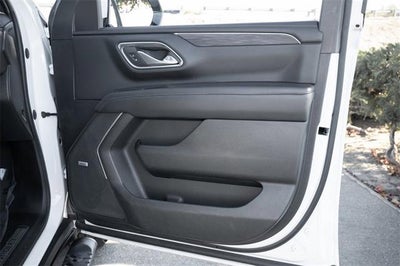 2023 Chevrolet Suburban LT