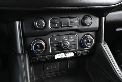 2022 Chevrolet Suburban LT
