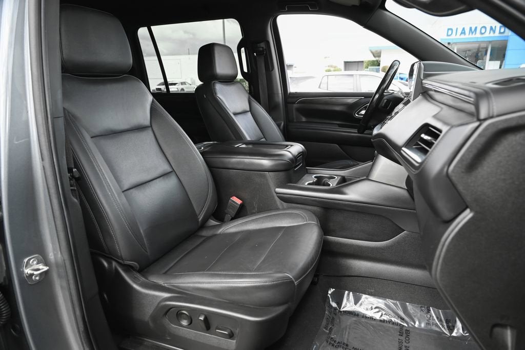 2022 Chevrolet Suburban LT
