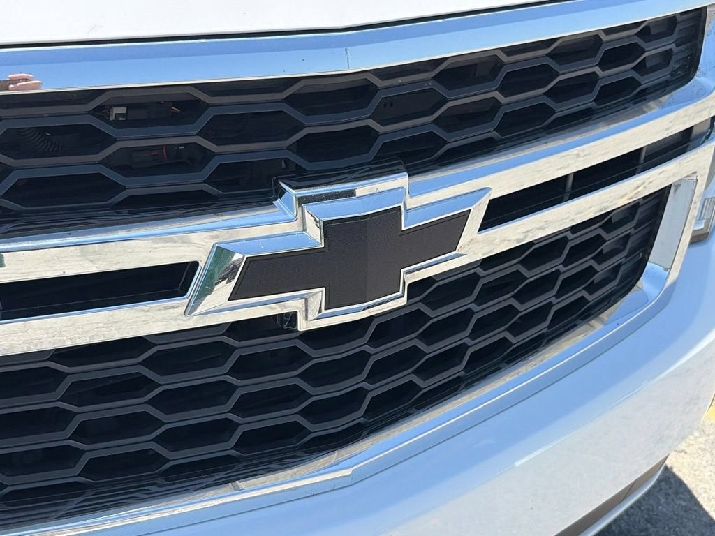 2018 Chevrolet Suburban LS