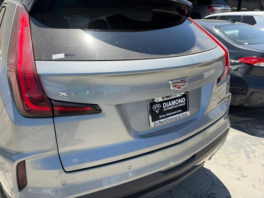 2024 Cadillac XT4 Premium Luxury