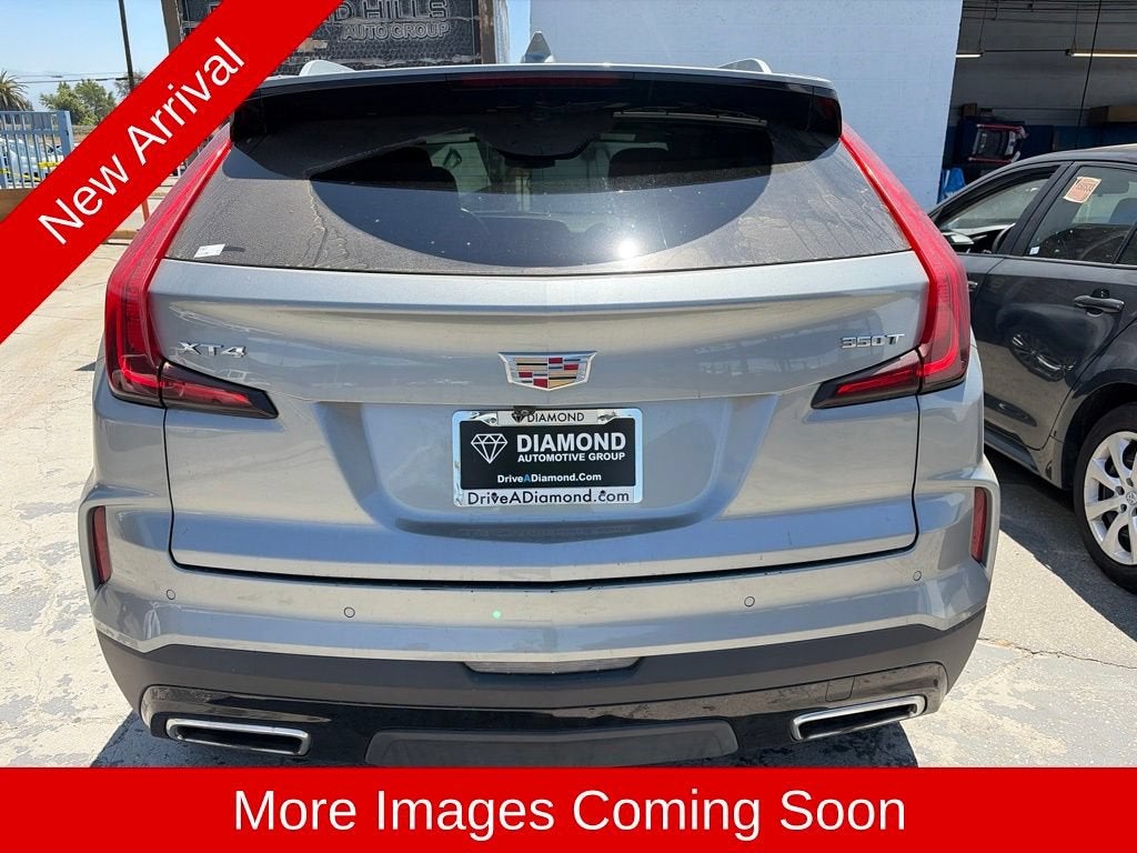 2024 Cadillac XT4 Premium Luxury