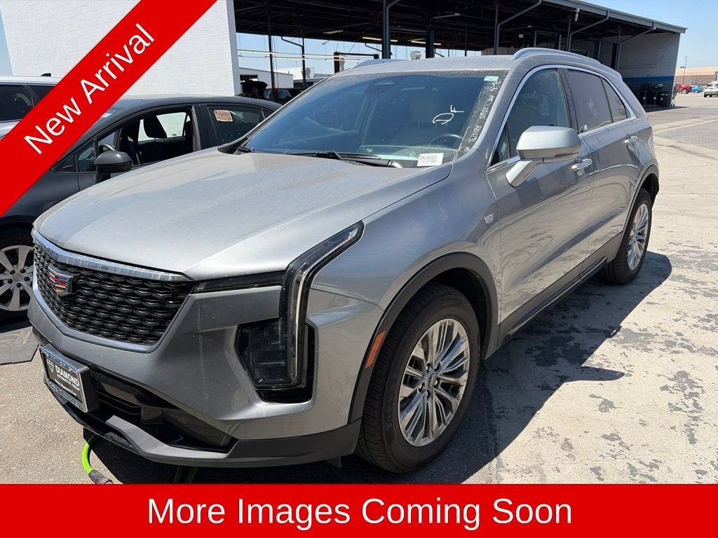 2024 Cadillac XT4 Premium Luxury