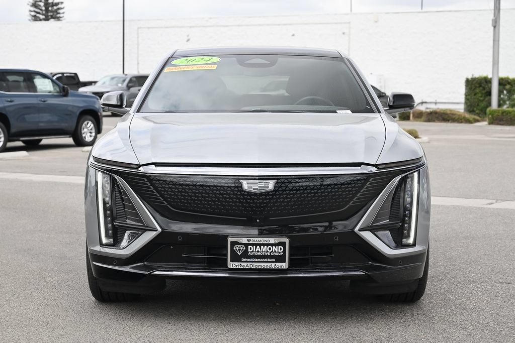 2024 Cadillac LYRIQ Sport 2