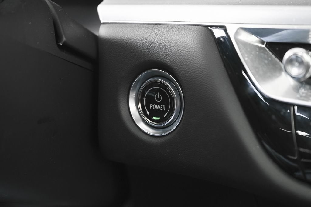 2024 Cadillac LYRIQ Sport 2