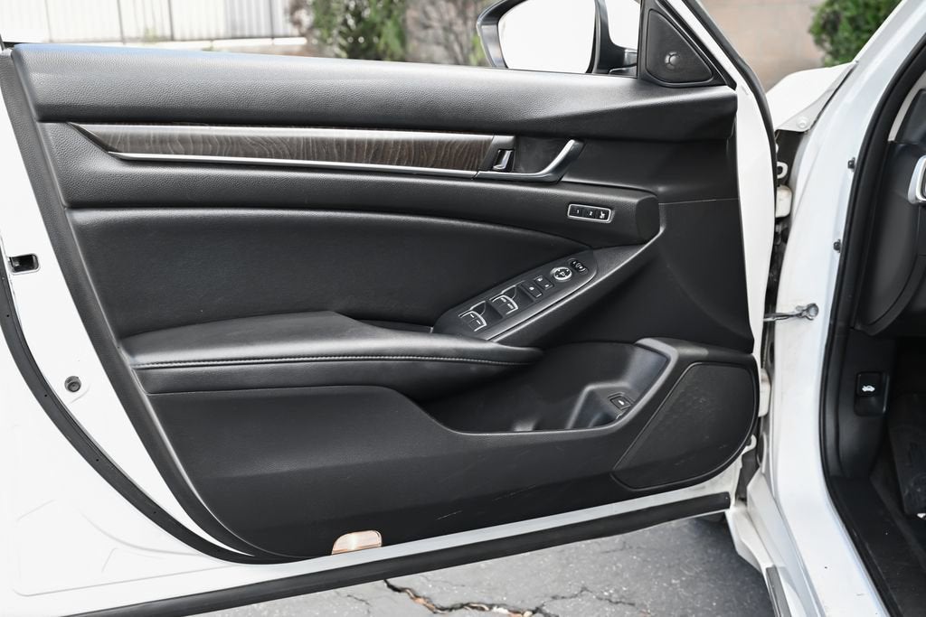 2022 Honda Accord Hybrid Touring