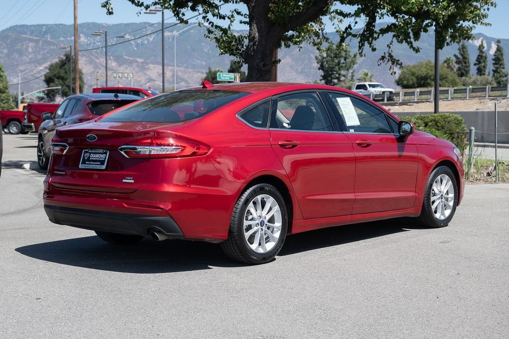 2020 Ford Fusion SE
