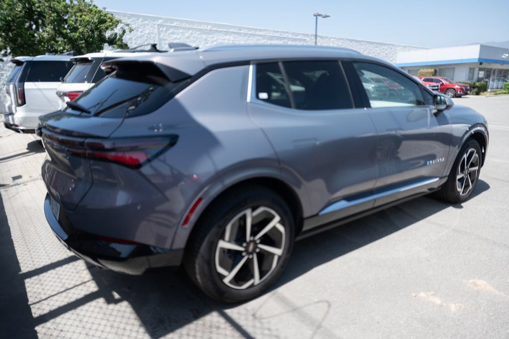 2025 Chevrolet Equinox EV LT