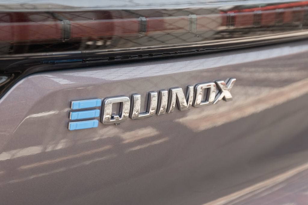 2025 Chevrolet Equinox EV LT