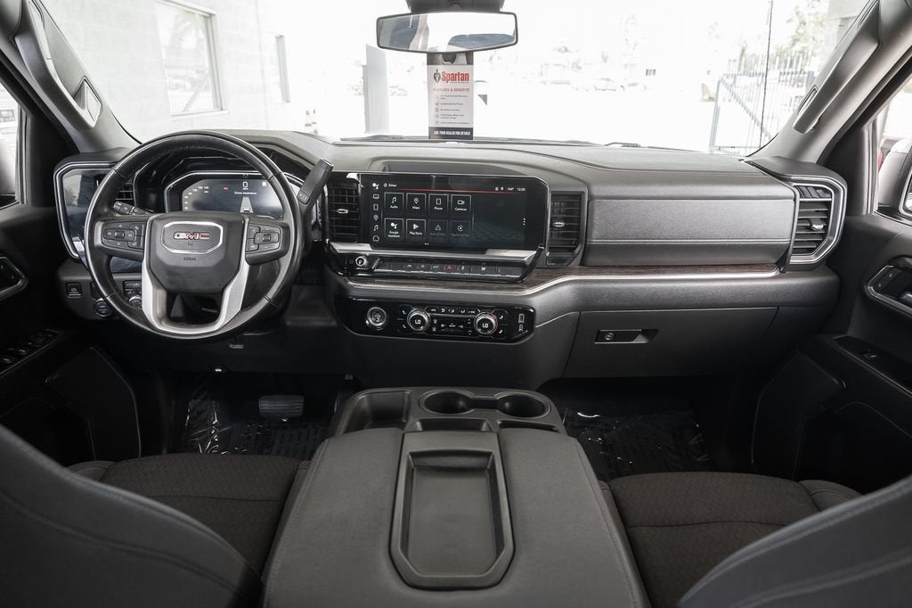 2023 GMC Sierra 1500 SLE