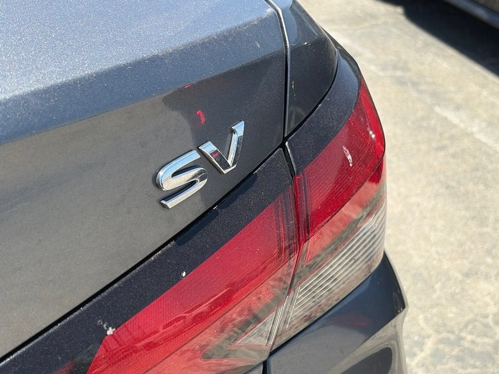 2023 Nissan Versa SV