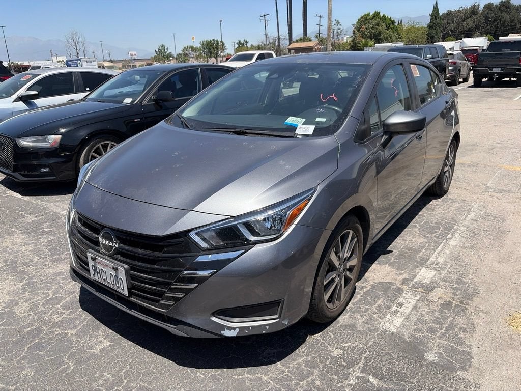 2023 Nissan Versa SV