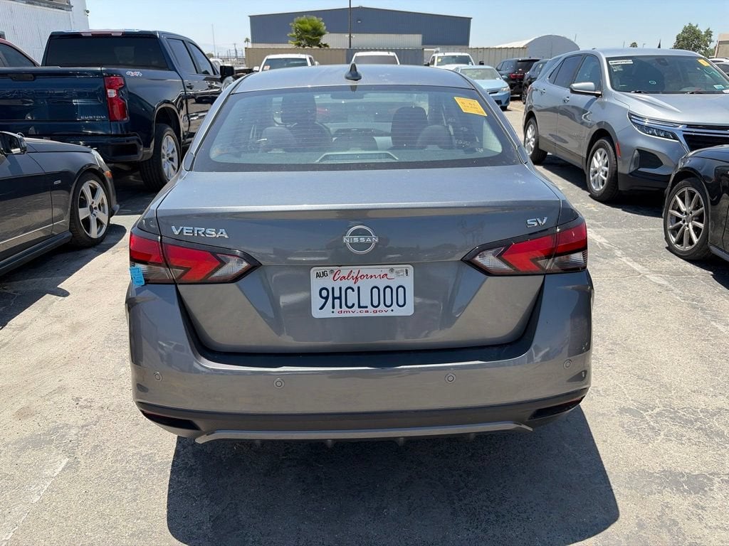 2023 Nissan Versa SV