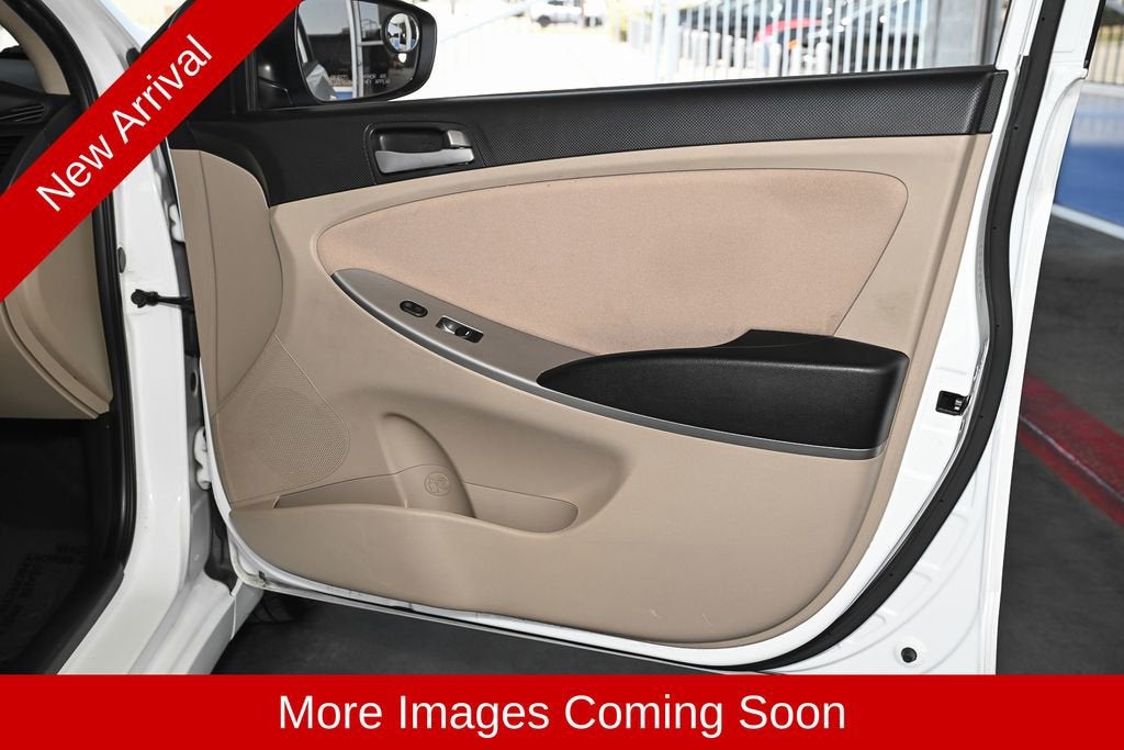 2016 Hyundai ACCENT SE