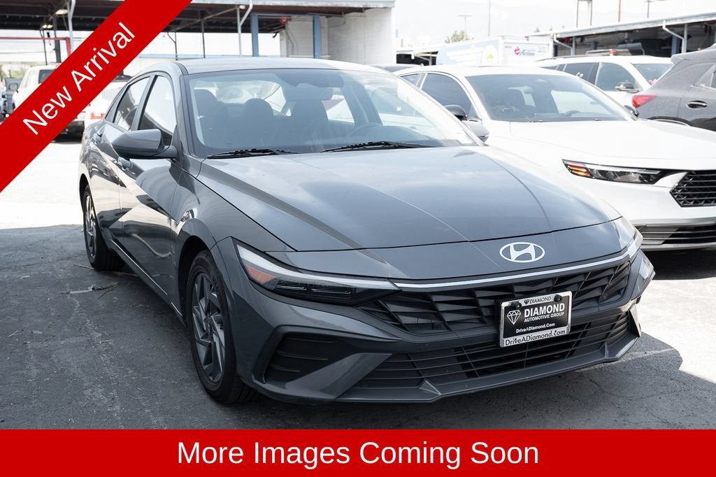 2024 Hyundai ELANTRA SEL