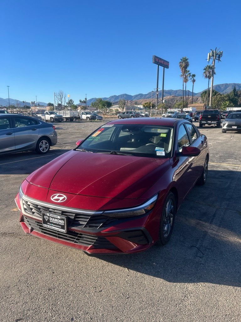 2024 Hyundai ELANTRA SEL