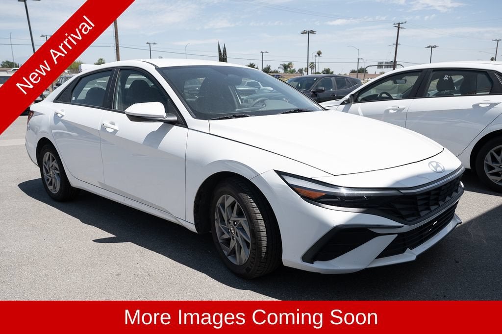 2024 Hyundai ELANTRA SEL
