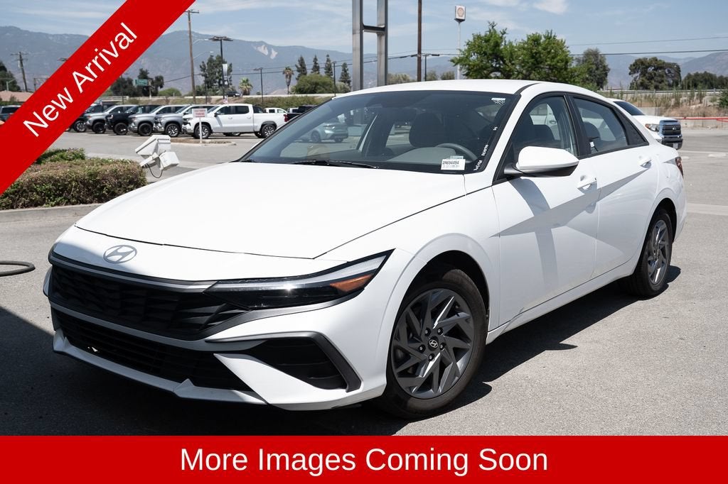 2024 Hyundai ELANTRA SEL