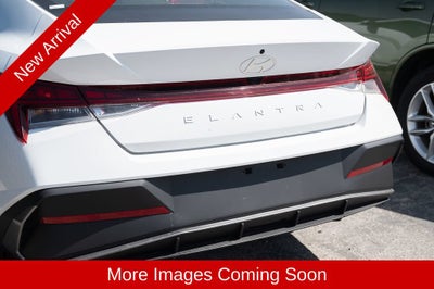 2025 Hyundai ELANTRA SEL Convenience