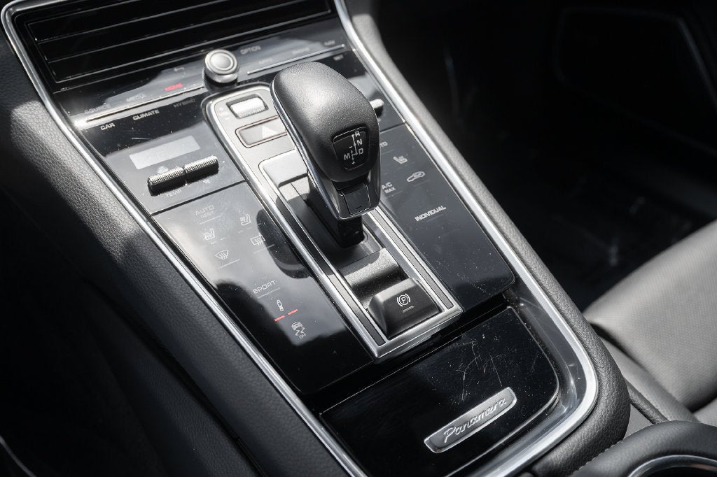2023 Porsche Panamera NA