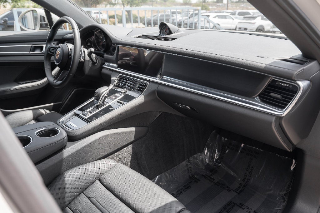 2023 Porsche Panamera NA