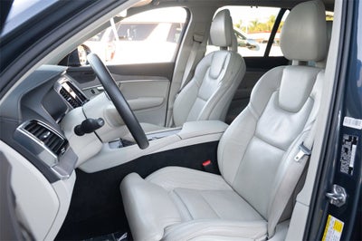 2021 Volvo XC90 Inscription
