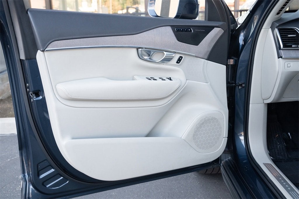 2021 Volvo XC90 Inscription