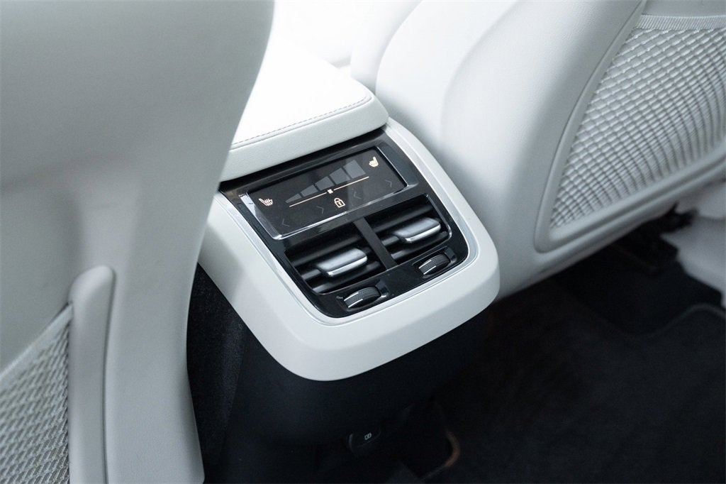 2021 Volvo XC90 Inscription