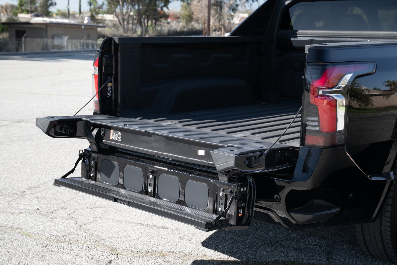 2024 Chevrolet Silverado EV RST