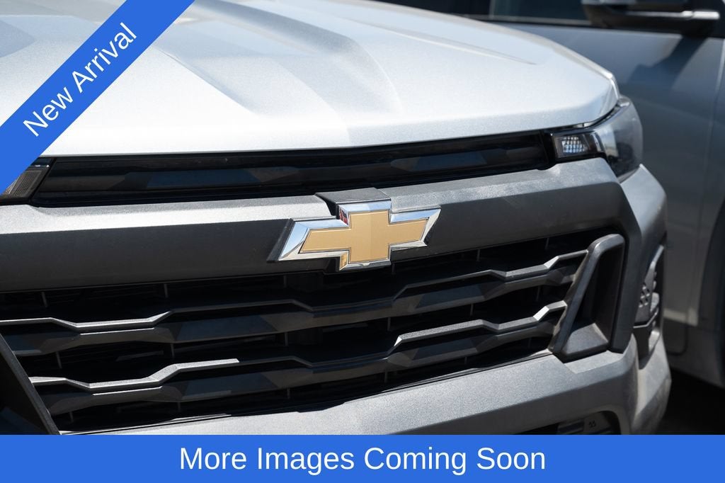 2025 Chevrolet Colorado WT/LT