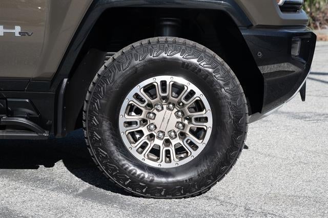 2024 GMC HUMMER EV SUV 2X
