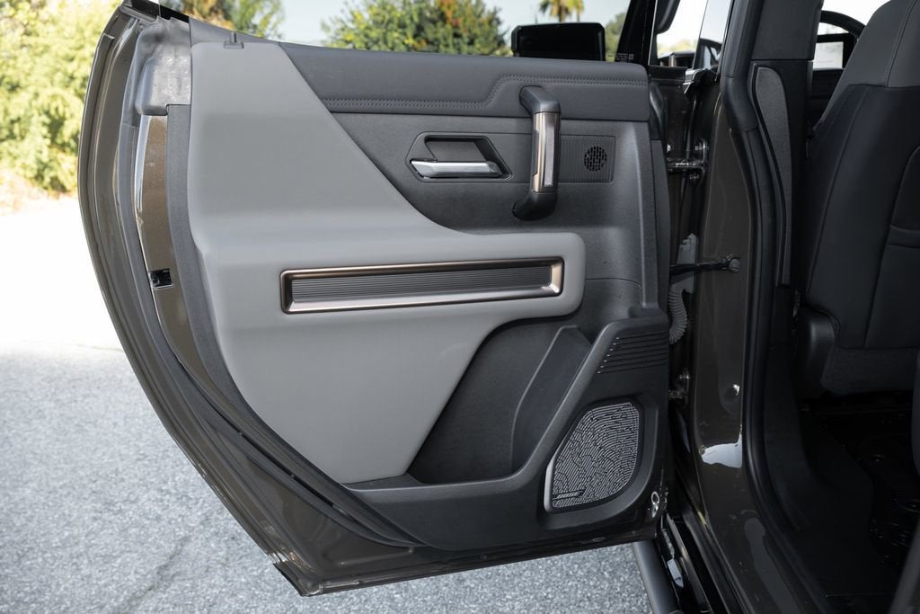 2024 GMC HUMMER EV SUV 2X