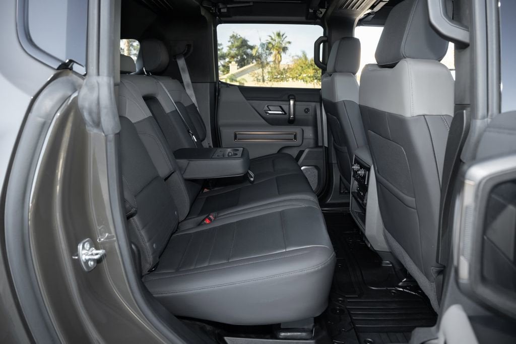 2024 GMC HUMMER EV SUV 2X