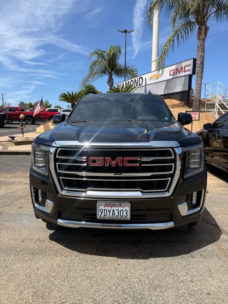 2023 GMC Yukon SLT