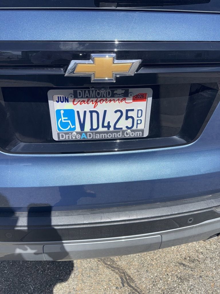 2025 Chevrolet Traverse LT
