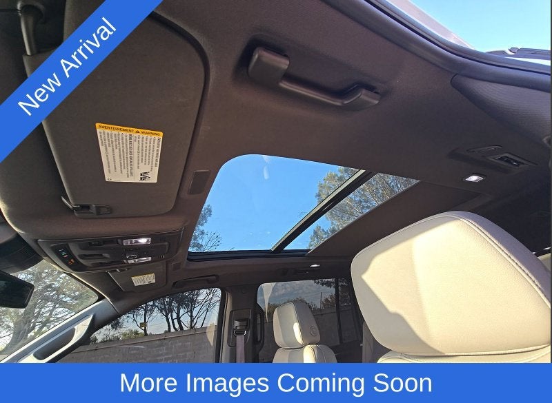 2025 Chevrolet Suburban LT