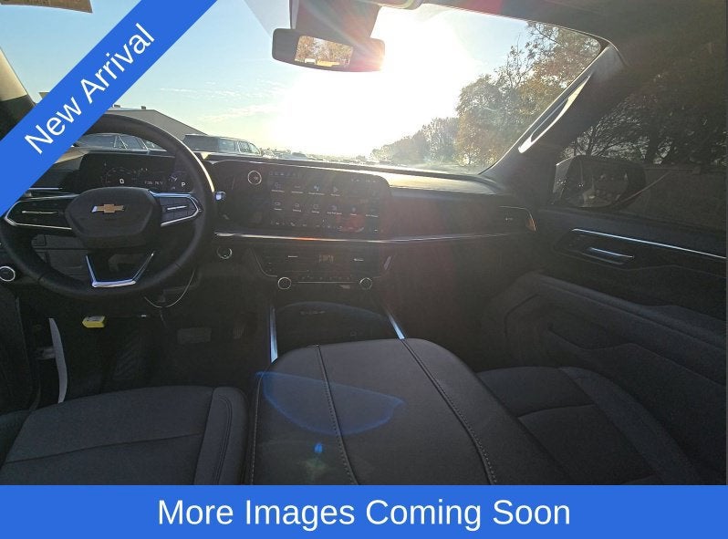 2025 Chevrolet Suburban LT