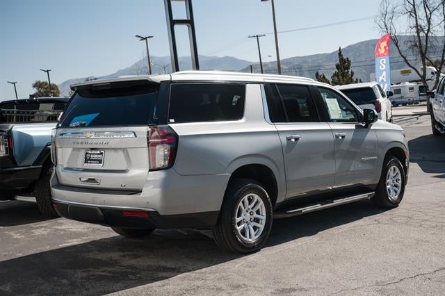 2024 Chevrolet Suburban LT