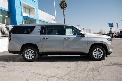2024 Chevrolet Suburban LT