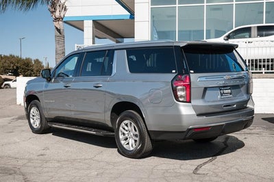 2024 Chevrolet Suburban LT